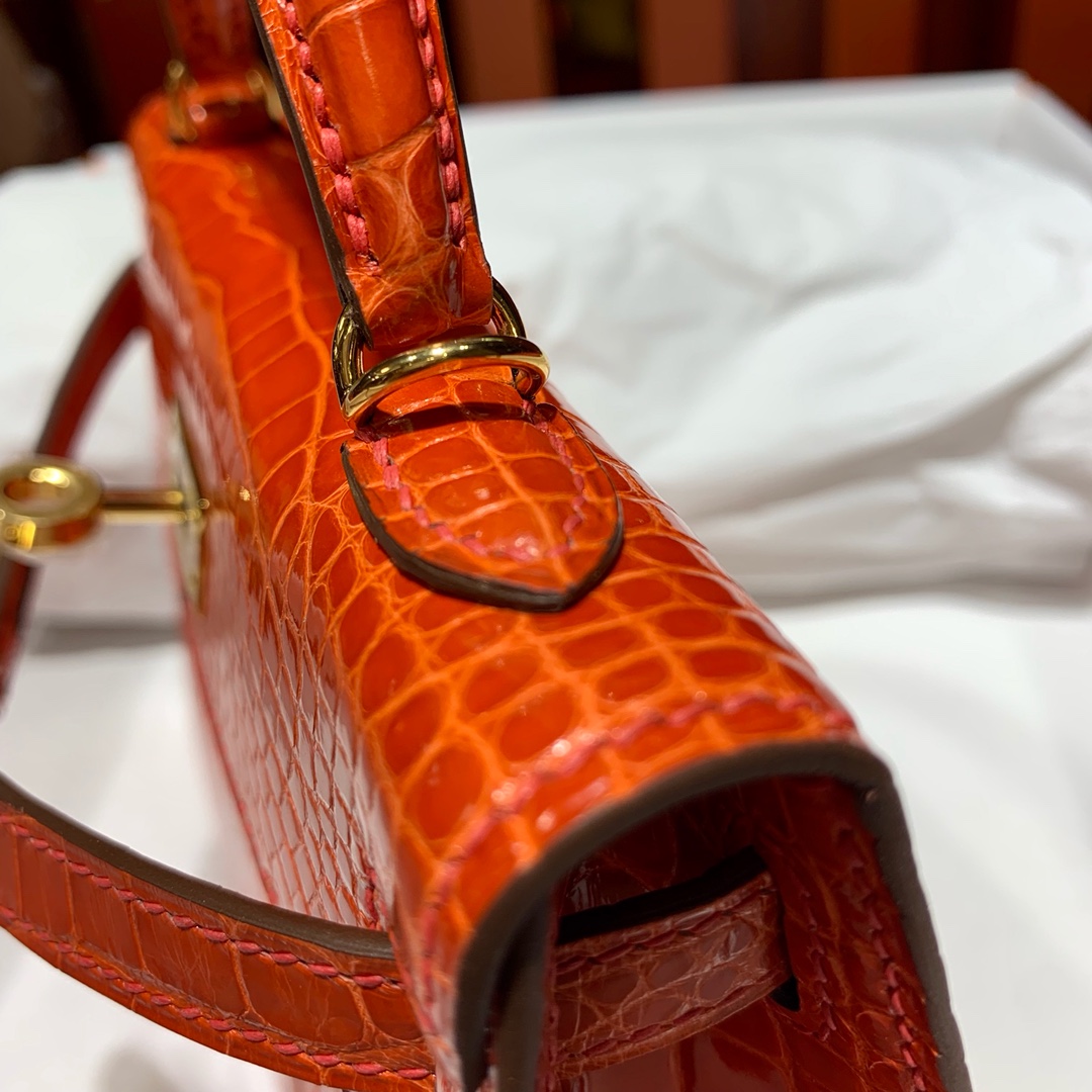 爱马仕迷你凯莉包2代 Hermes Minikelly19CM 火焰橙亮光鳄鱼皮 金扣