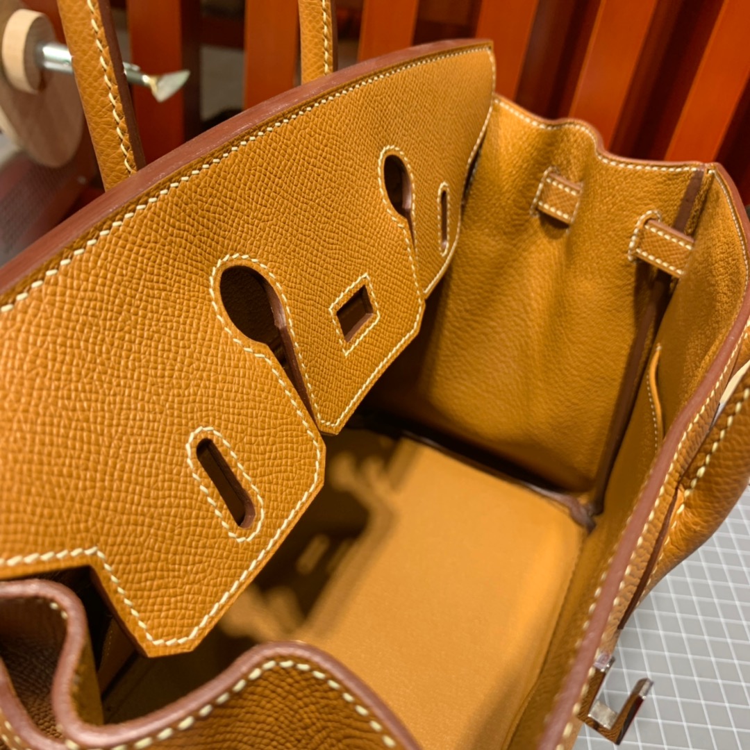 Hermes包包官网 爱马仕铂金包Birkin25CM 土黄色手掌纹牛皮 银扣