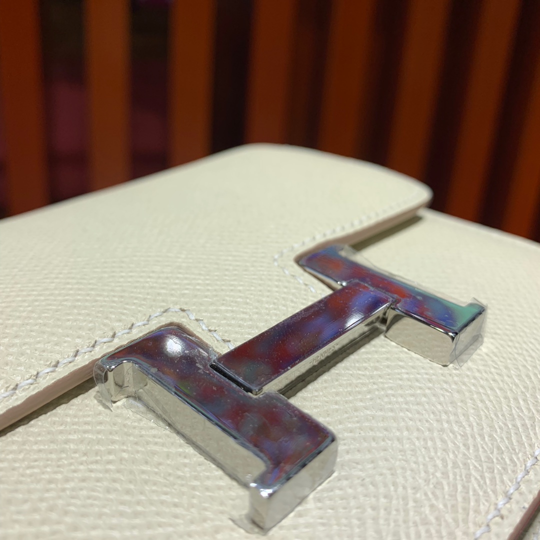 Hermes爱马仕奶昔白Epsom牛皮Mini Constance14CM迷你空姐包 银扣