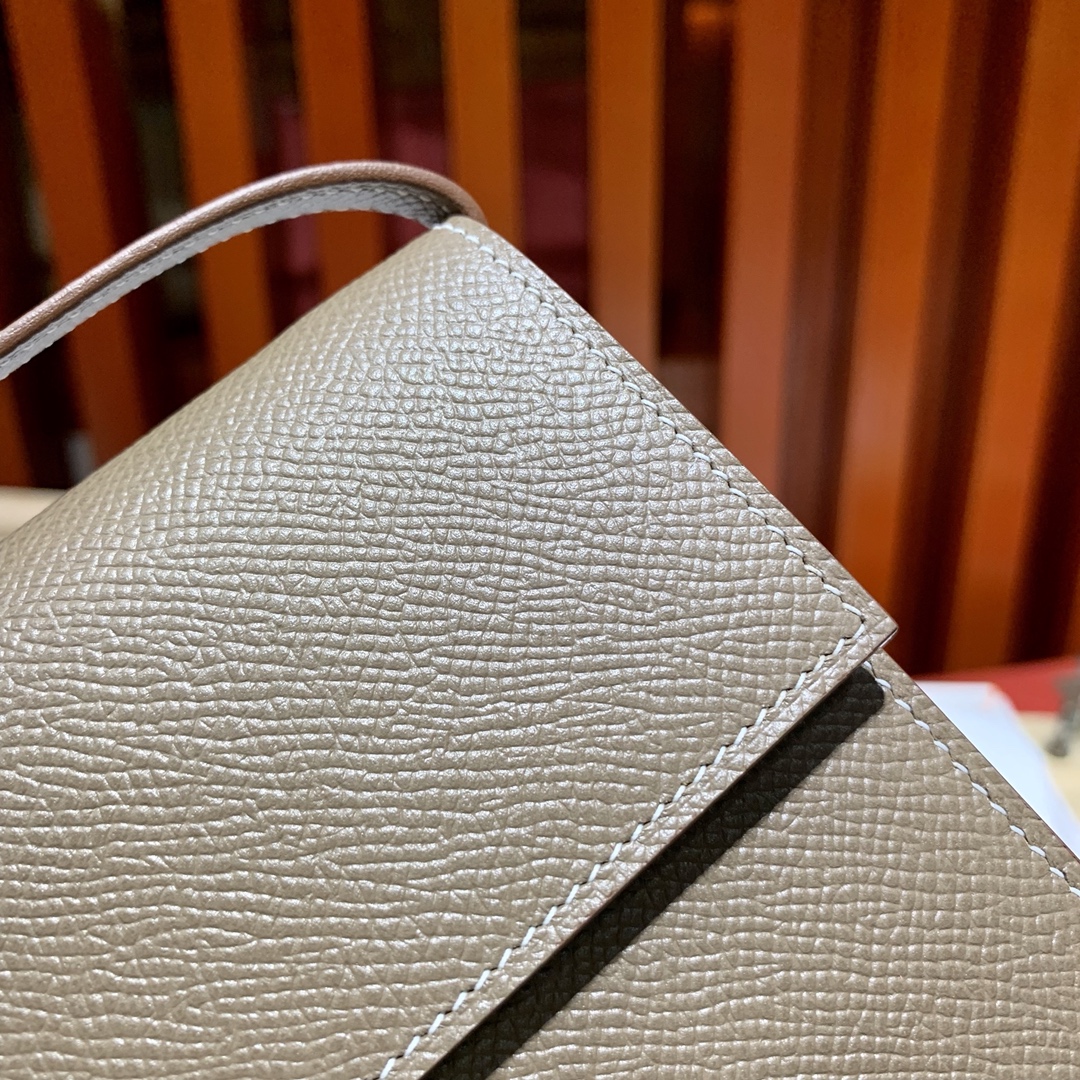 Hermes Clic16CM 爱马仕大象灰原厂Epsom皮克利奇单肩斜挎女包 银扣