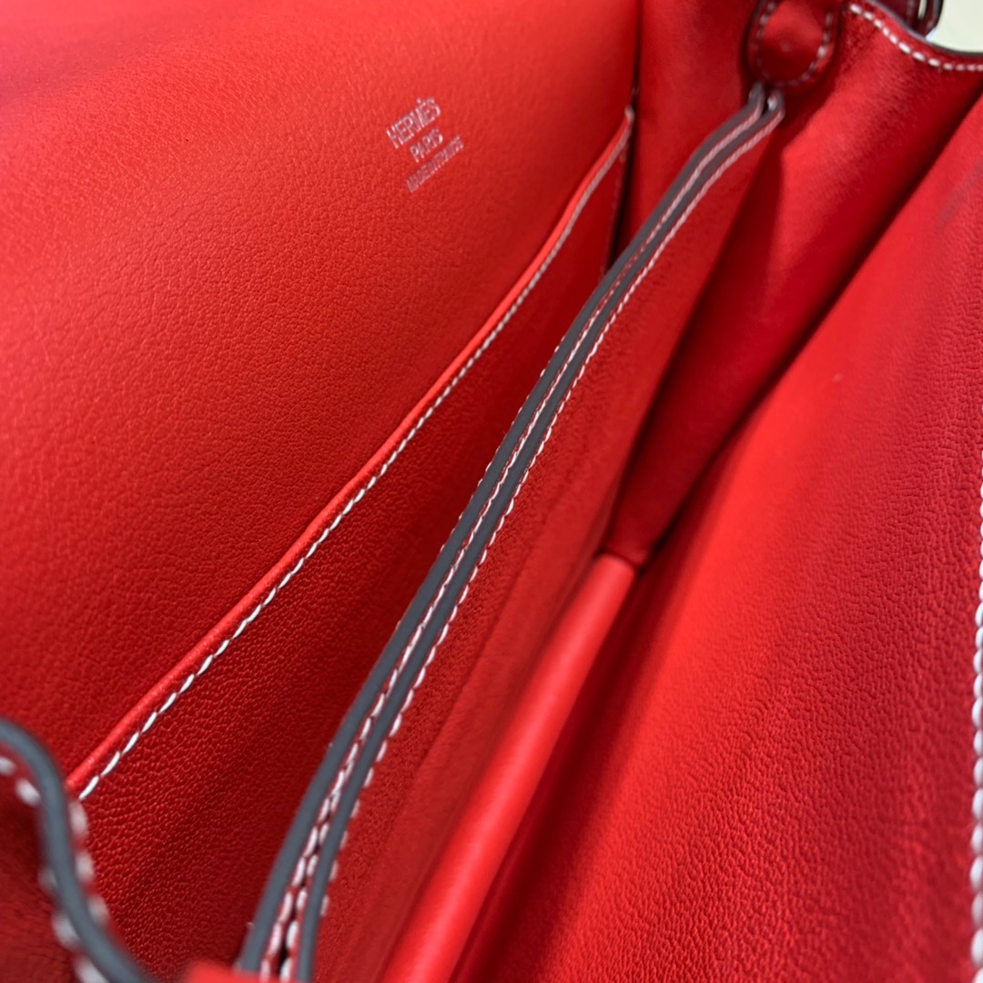 爱马仕包包价格 Hermes Roulis24CM 番茄红原厂Swift皮猪鼻子包 银扣
