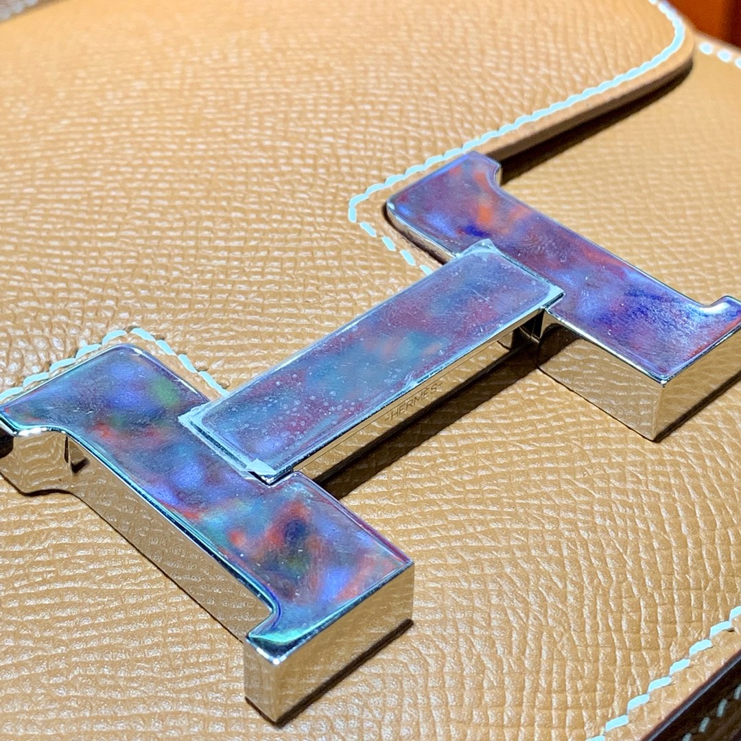 爱马仕空姐包批发 Hermes Constance19CM 土黄色掌纹牛皮 银扣