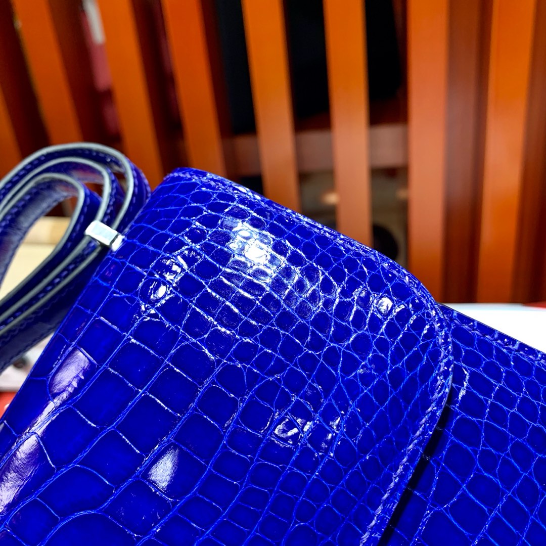 现货 Hermes Constance19CM 爱马仕电光蓝鳄鱼皮空姐包康斯坦包 银扣