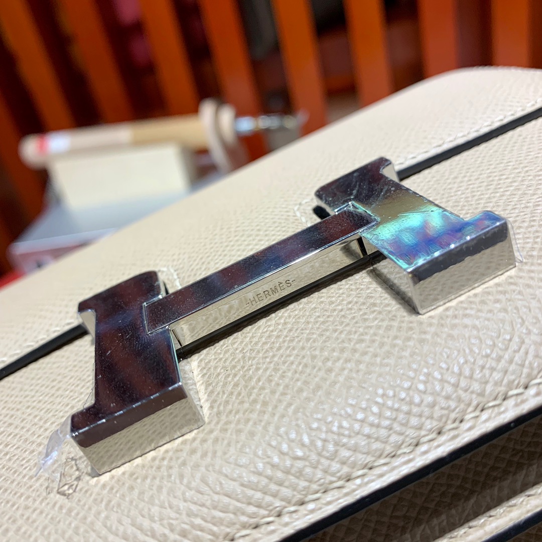 爱马仕康斯坦包 Hermes Constance19CM 风衣灰掌纹牛皮空姐包 银扣