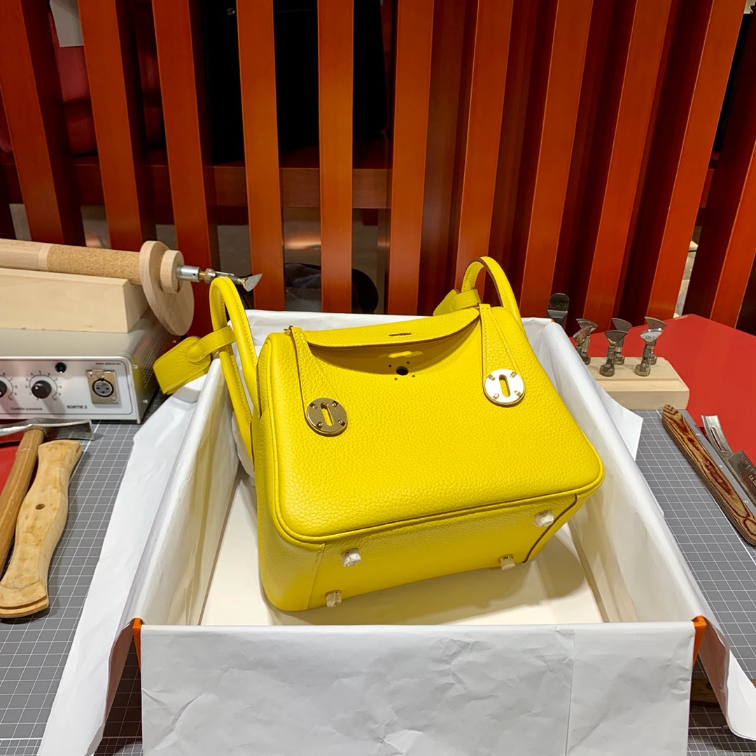 爱马仕迷你琳迪包 Hermes那不勒斯黄原厂Togo皮Mini Lindy20cm  金银扣
