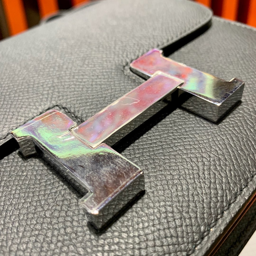 Hermes经典包包 爱马仕进口Epsom牛皮康斯坦包Constance18CM 黑色
