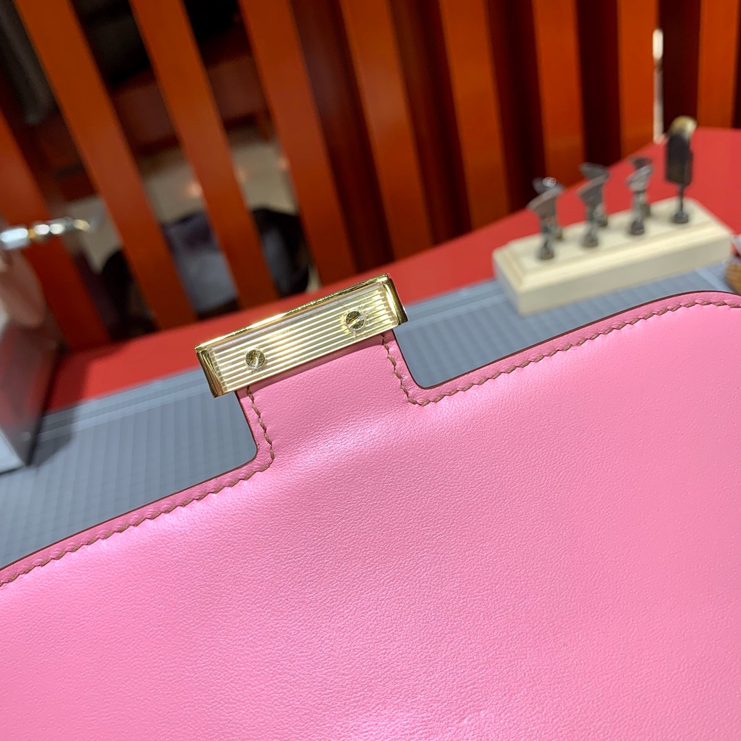 Hermes Constance19CM 爱马仕掌纹牛皮空姐包康斯坦包 樱花粉 金扣