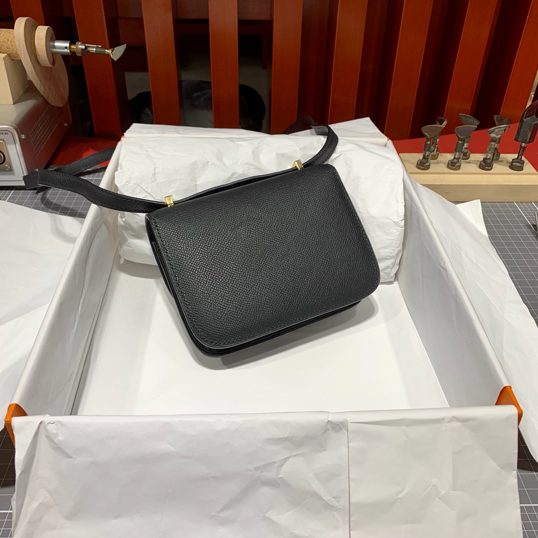 现货 爱马仕迷你康斯坦包 Hermes Mini Constance14CM 黑色Epsom牛皮 金扣