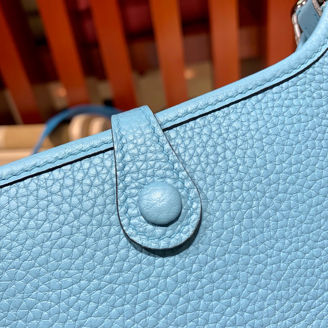 爱马仕伊芙琳包 Hermes Mini Evelyne17CM 北方蓝TC牛皮 银扣
