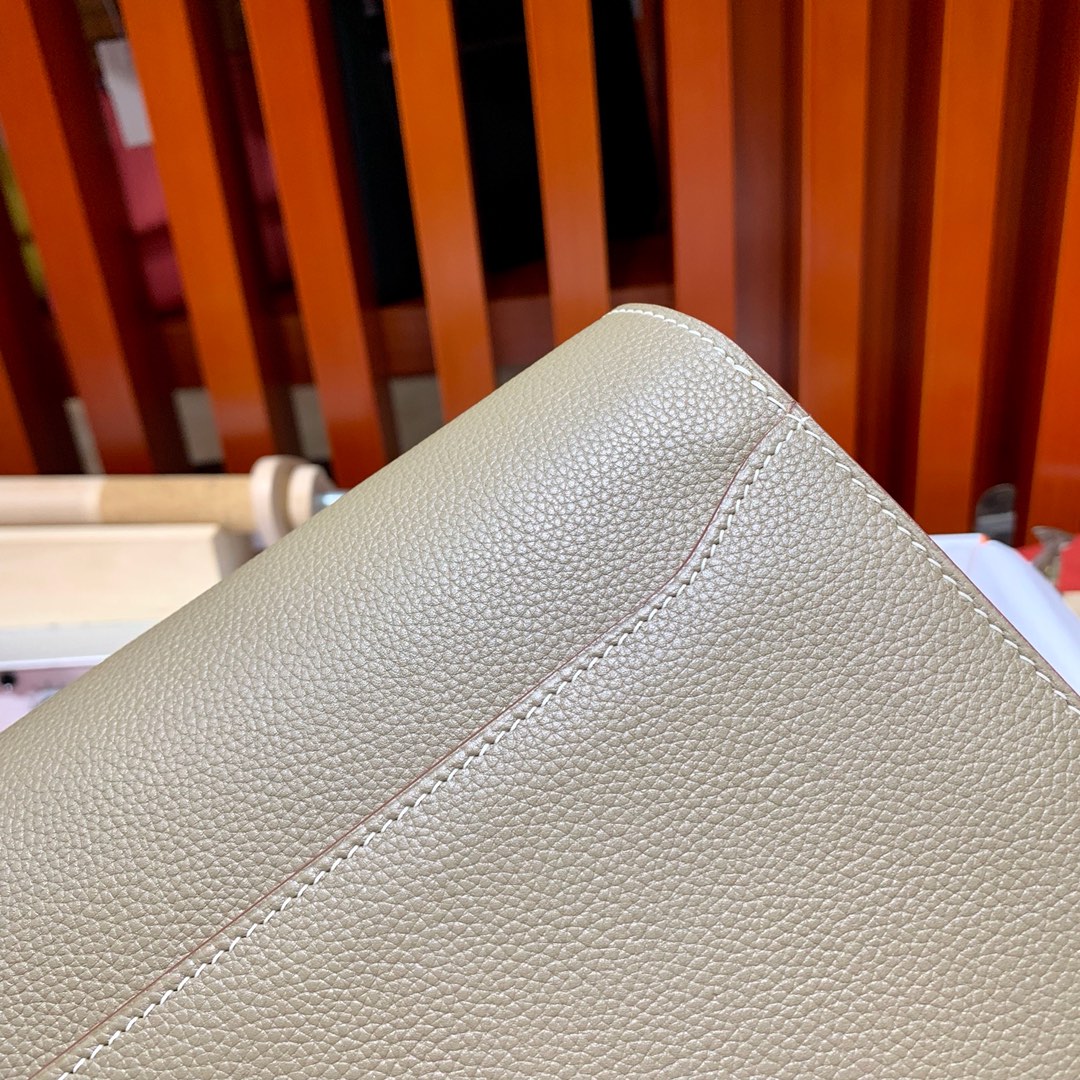 爱马仕猪鼻子包价格 Hermes Roulis24CM 大象灰Evercolor皮 银扣