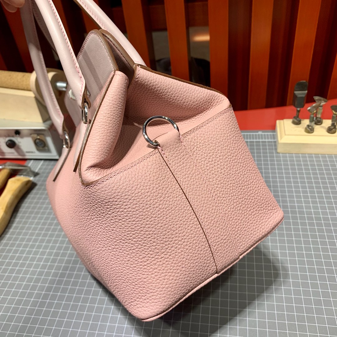 爱马仕牛奶包价格 Hermes Toolbox20cm 鱼头紫swift拼togo皮 银扣
