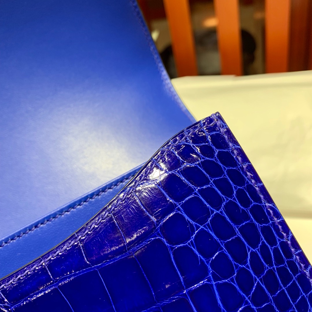 现货 Hermes Constance19CM 爱马仕电光蓝鳄鱼皮空姐包康斯坦包 银扣
