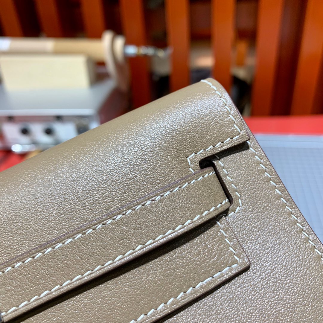 爱马仕包包官网 Hermes Kelly Danse大象灰顶级Swift牛皮单肩斜挎包
