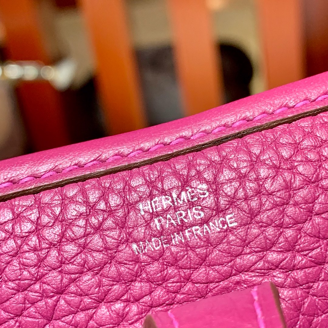 爱马仕伊芙琳包尺寸 Hermes Mini Evelyne17CM 玫瑰紫TC牛皮 银扣