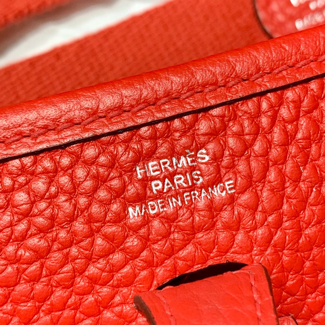 现货 Hermes Mini Evelyne17CM 爱马仕浅大红TC牛皮伊芙林包 银扣