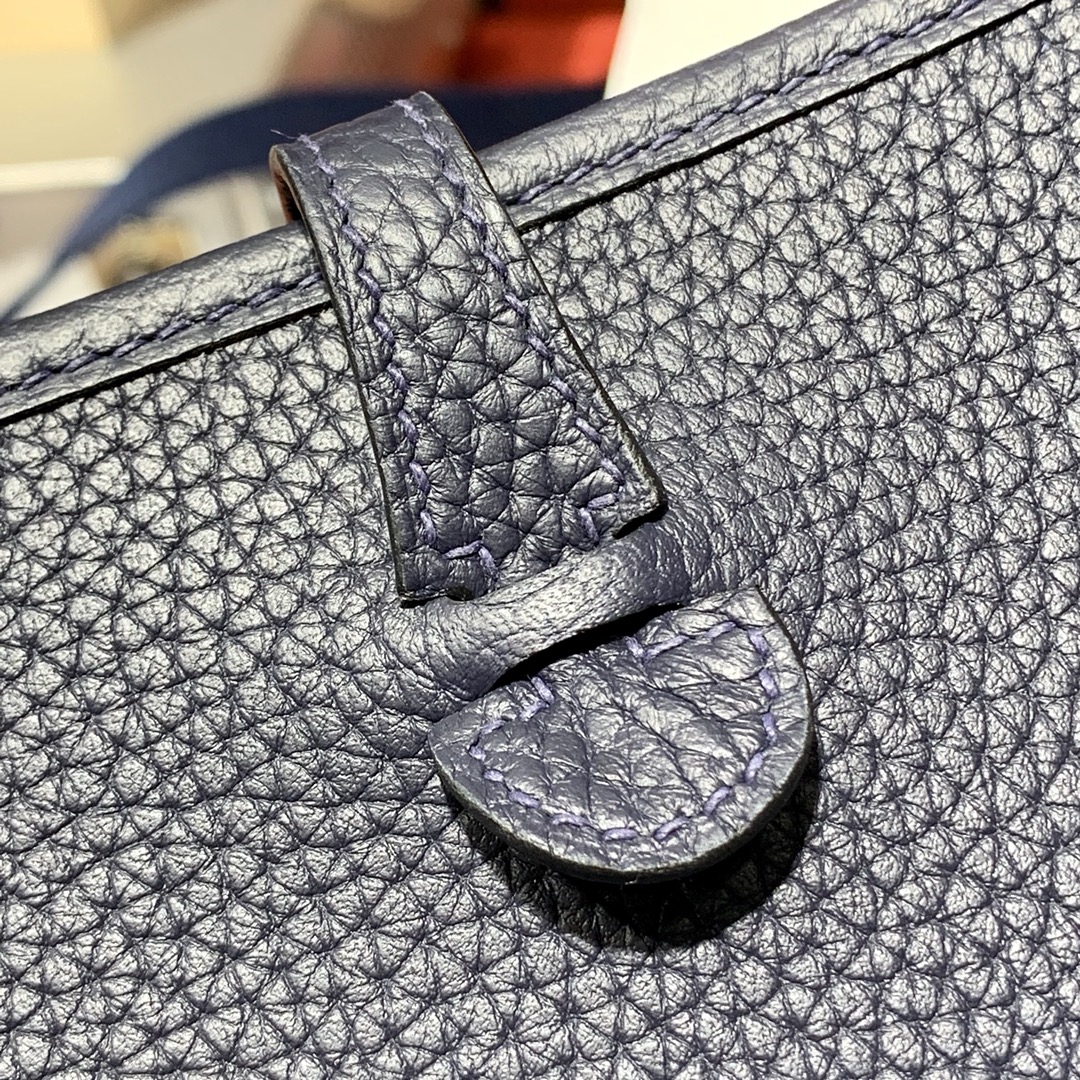 Hermes Mini Evelyne17CM 爱马仕午夜蓝TC牛皮伊芙林包斜挎女包 银扣