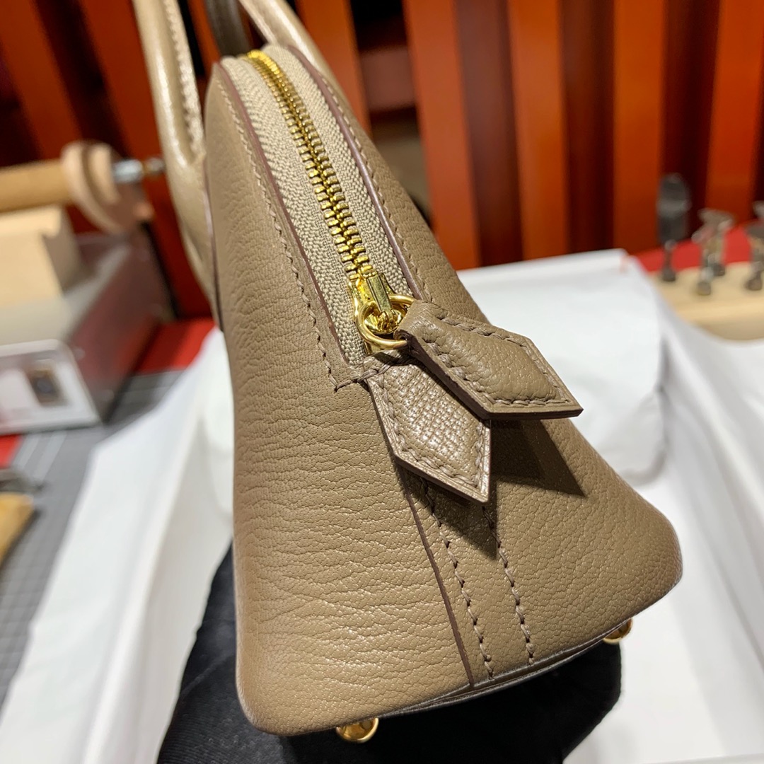 Hermes女包价格 爱马仕Mini Bolide迷你保龄球包 大象灰Evercolor皮 银扣