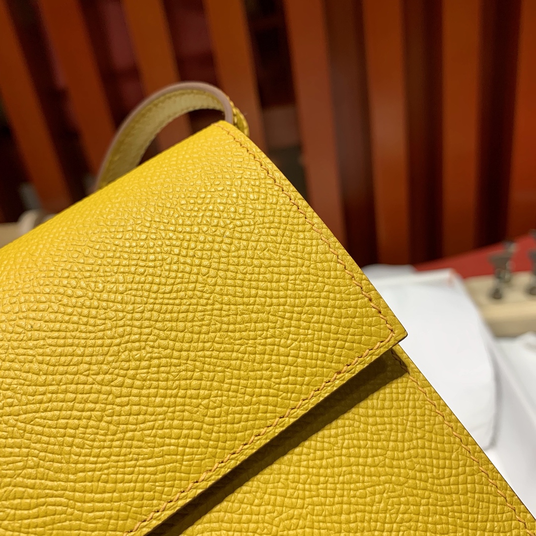 现货 爱马仕克利奇女包 Hermes Clic16CM斜挎包 9D琥珀黄Epsom皮 银扣