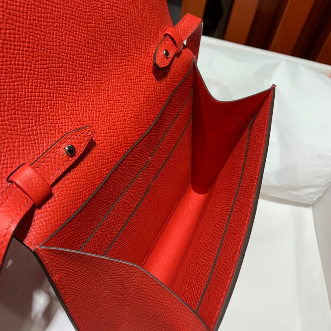 爱马仕包包价格 Hermes Clic16CM S5心红色Epsom皮单肩斜挎包 银扣