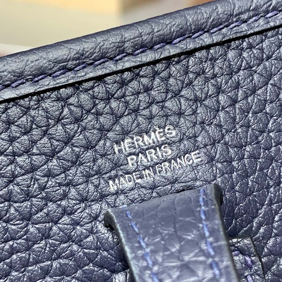Hermes Mini Evelyne17CM 爱马仕午夜蓝TC牛皮伊芙林包斜挎女包 银扣