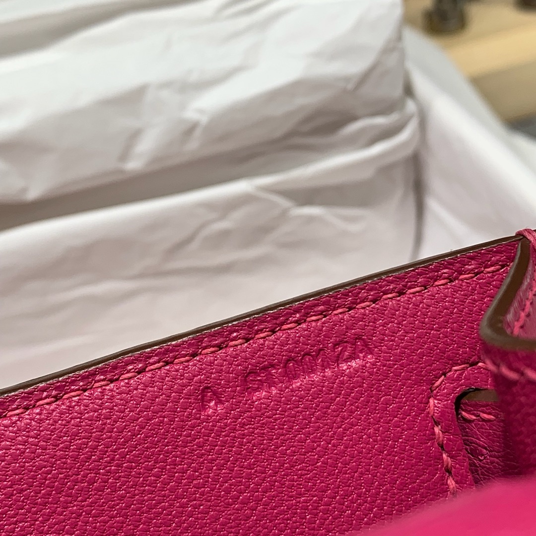 Hermes Minikelly22CM 爱马仕玫红色进口鸵鸟皮迷你凯莉包手包 金扣