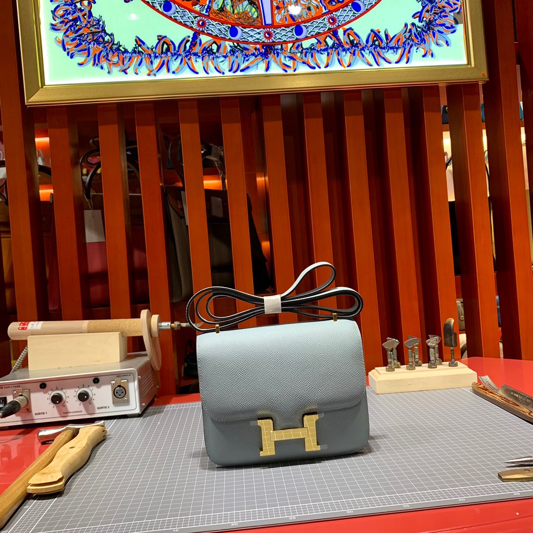 爱马仕空姐包价格 Hermes Constance19CM 亚麻蓝Epsom牛皮 金扣