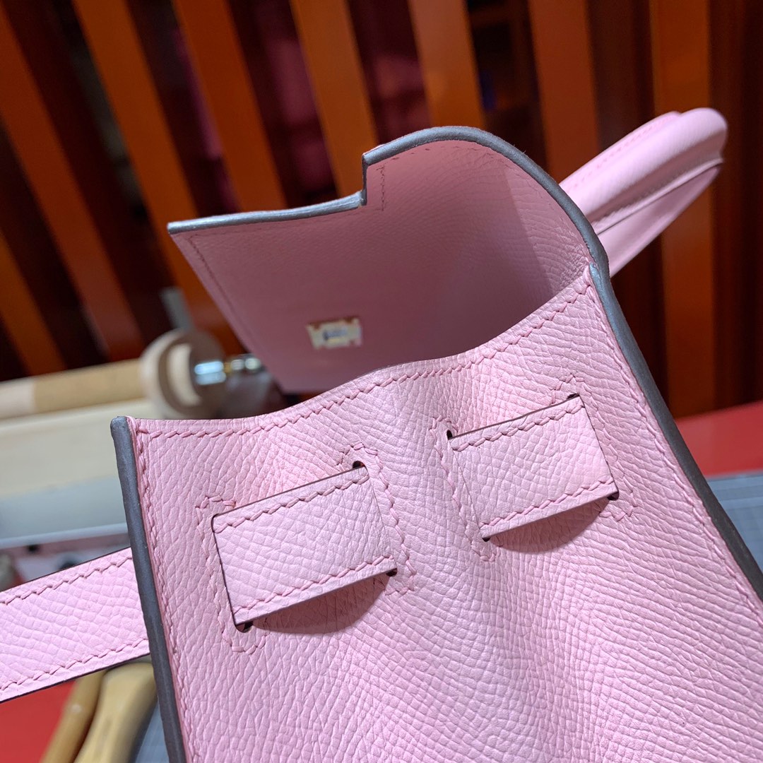Hermes Kelly28CM 爱马仕3Q芭比粉掌纹牛皮外缝凯莉包 金扣