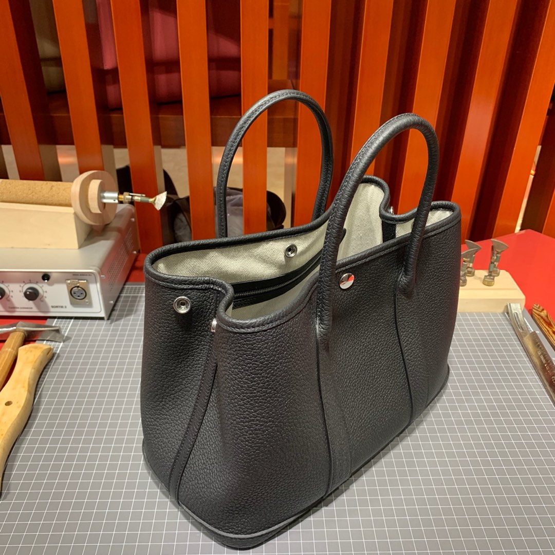爱马仕花园包价格 Hermes Garden Party30CM 89黑色Negonda皮 银扣