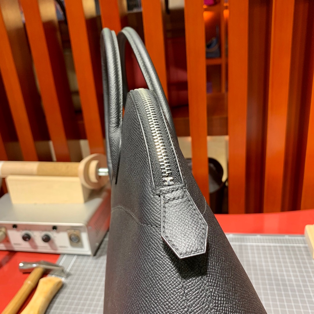现货 Hermes包包官网 爱马仕黑色Epsom牛皮Bolide保龄球包31CM