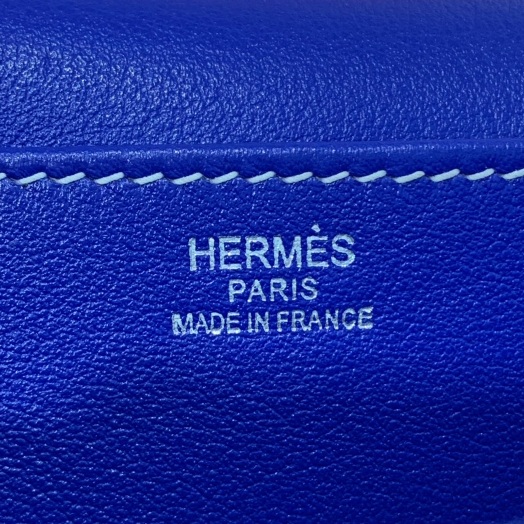 爱马仕新款包包 Hermes电光蓝进口Swift牛皮mini Halzan手提包 银扣