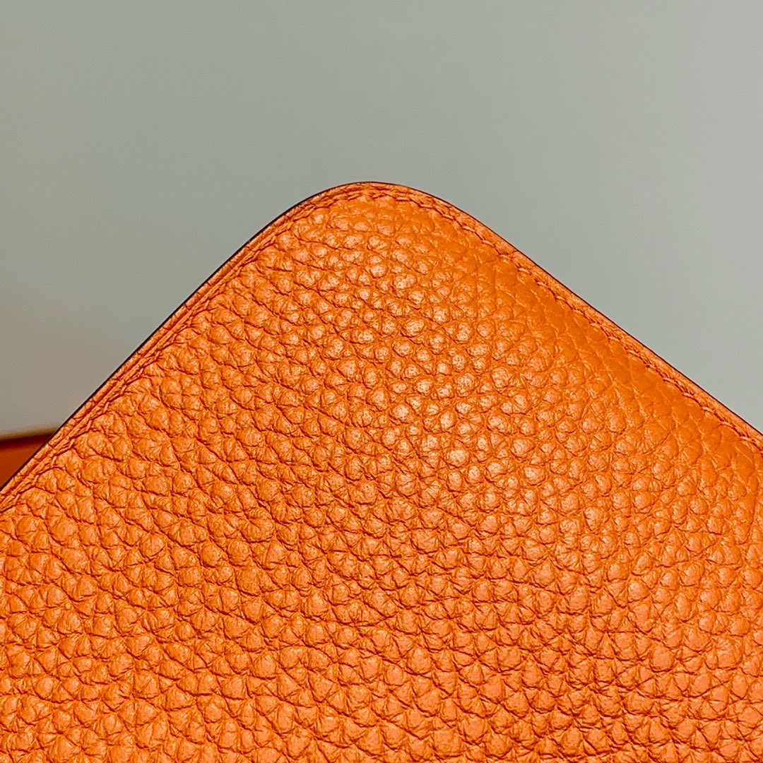 Hermes Dogon护照本 爱马仕橙色Togo牛皮Dogon钱包手包 金扣
