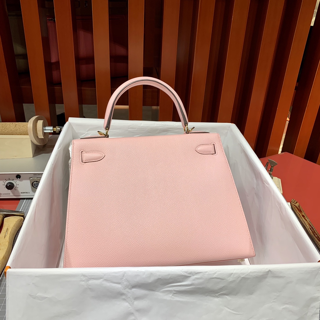 Hermes Kelly28CM 爱马仕3Q芭比粉掌纹牛皮外缝凯莉包 金扣