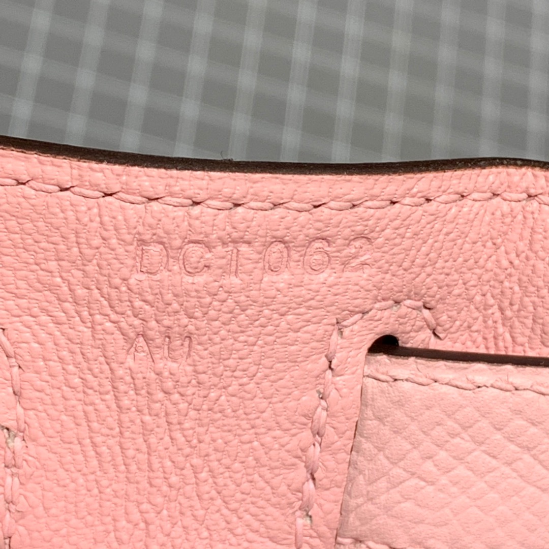 Hermes Kelly28CM 爱马仕3Q芭比粉掌纹牛皮外缝凯莉包 金扣