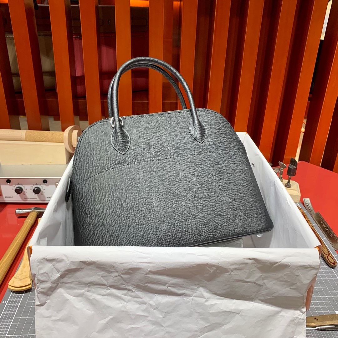 现货 Hermes包包官网 爱马仕黑色Epsom牛皮Bolide保龄球包31CM