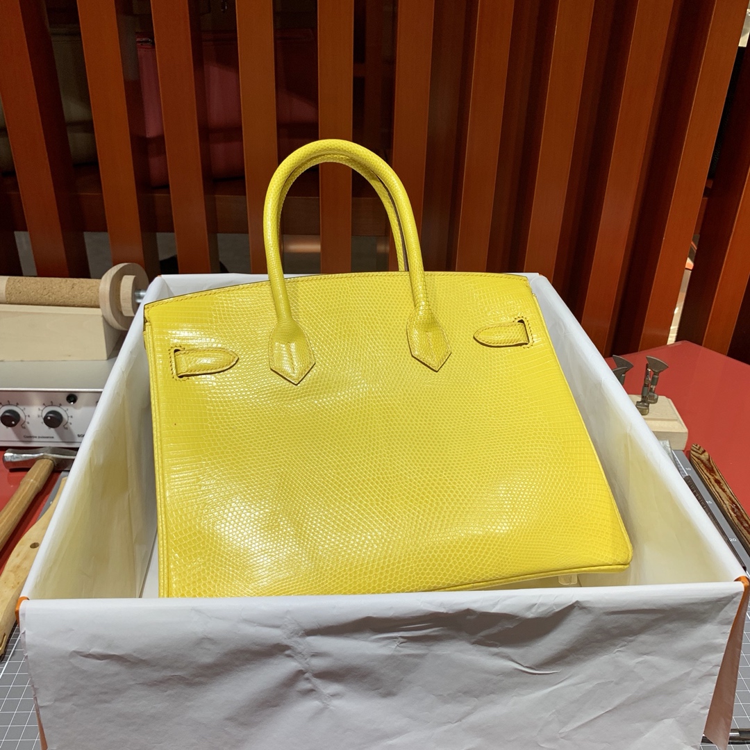 Hermes包包批发 爱马仕琥珀黄稀有蜥蜴皮铂金包Birkin30cm 金扣