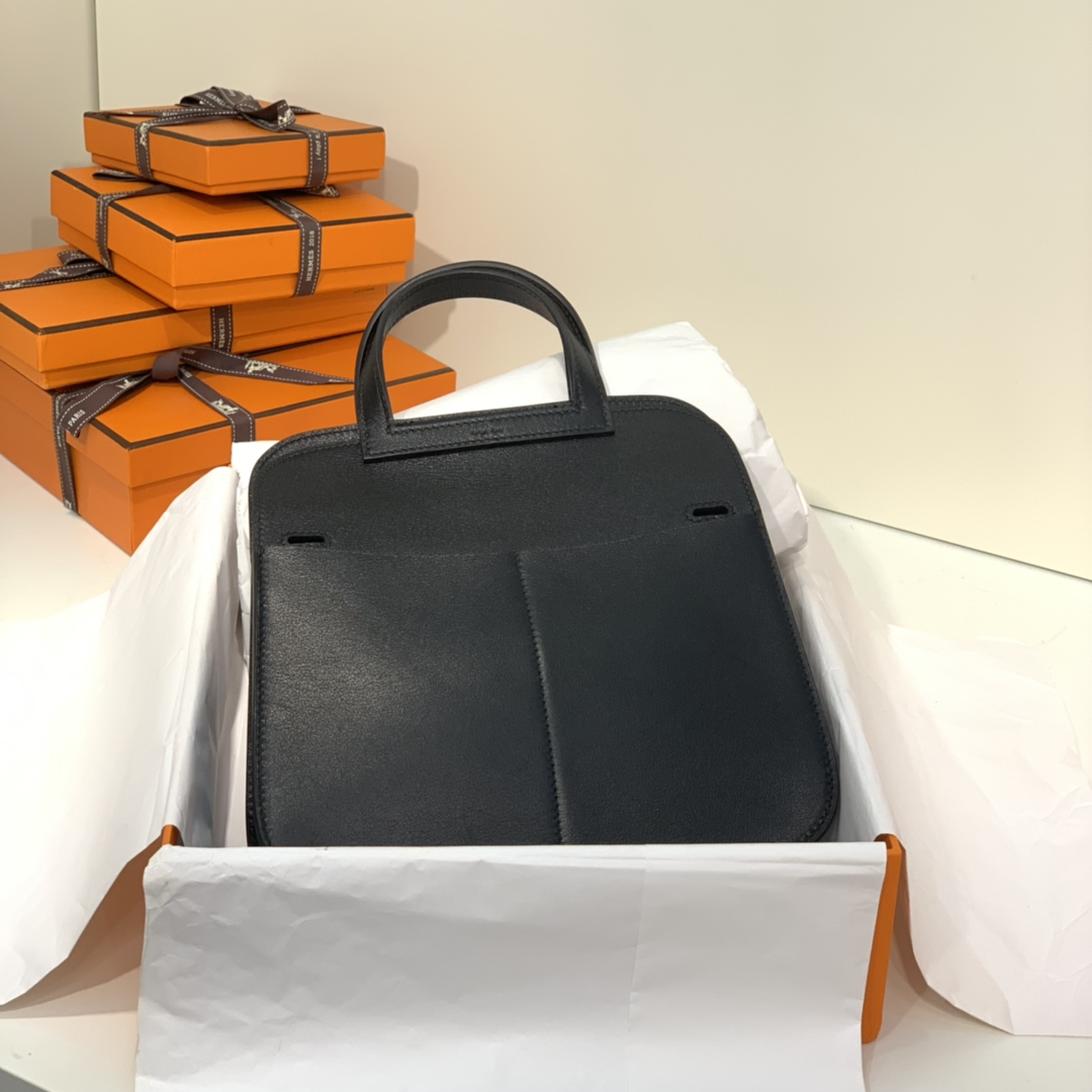 Hermes mini Halzan22CM 爱马仕黑色进口Swift牛皮手提斜挎包包 银扣
