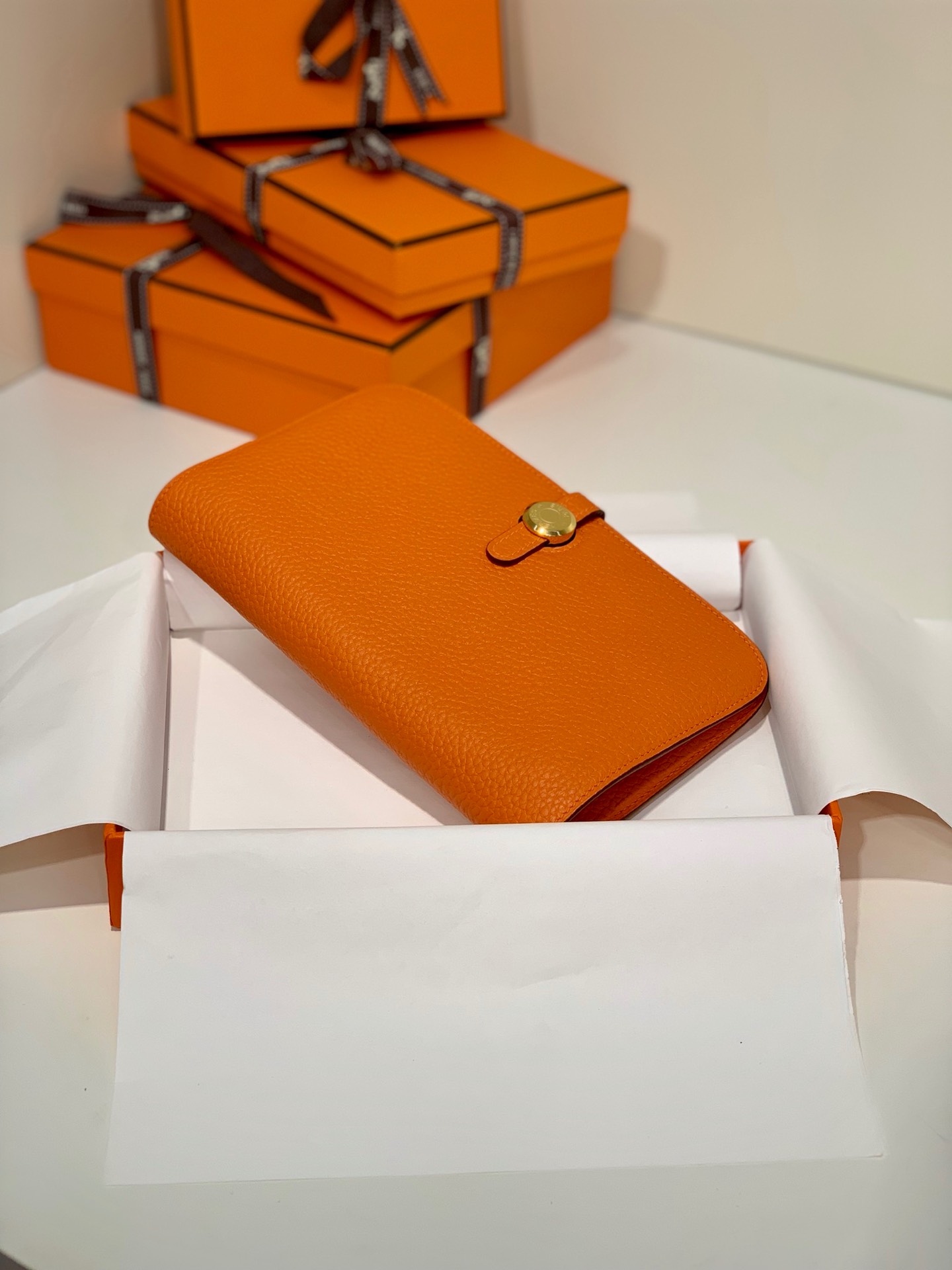 Hermes Dogon护照本 爱马仕橙色Togo牛皮Dogon钱包手包 金扣