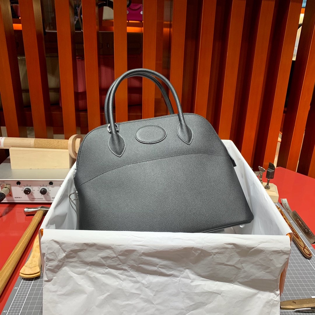 现货 Hermes包包官网 爱马仕黑色Epsom牛皮Bolide保龄球包31CM
