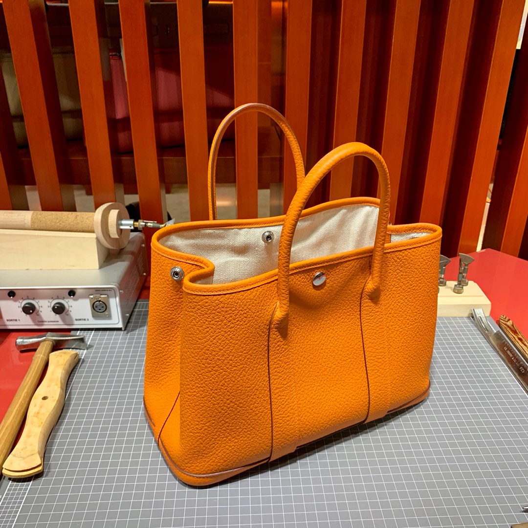Hermes Garden Party30CM 爱马仕Negonda皮花园包 93橙色 银扣