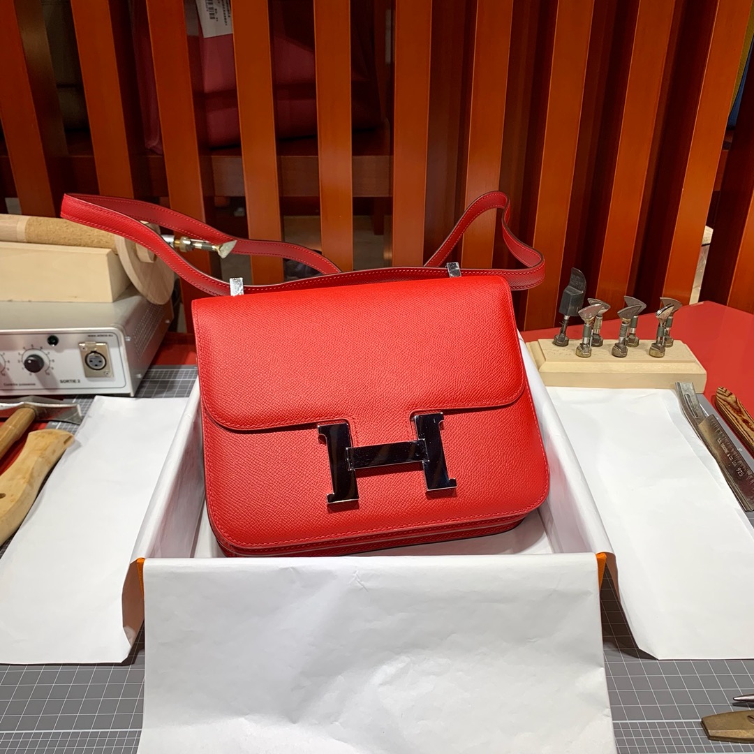 爱马仕空姐包价格 Hermes Constance24CM 大红色Epsom皮 银扣