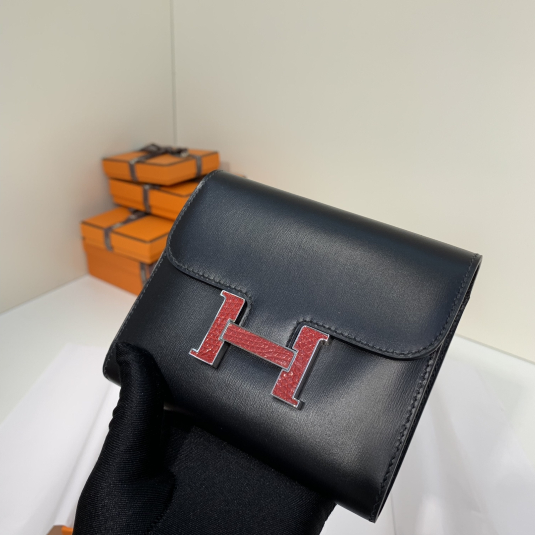爱马仕拼色钱包 Hermes黑色Box牛皮H扣Constance钱包钱夹 大红蜥蜴扣