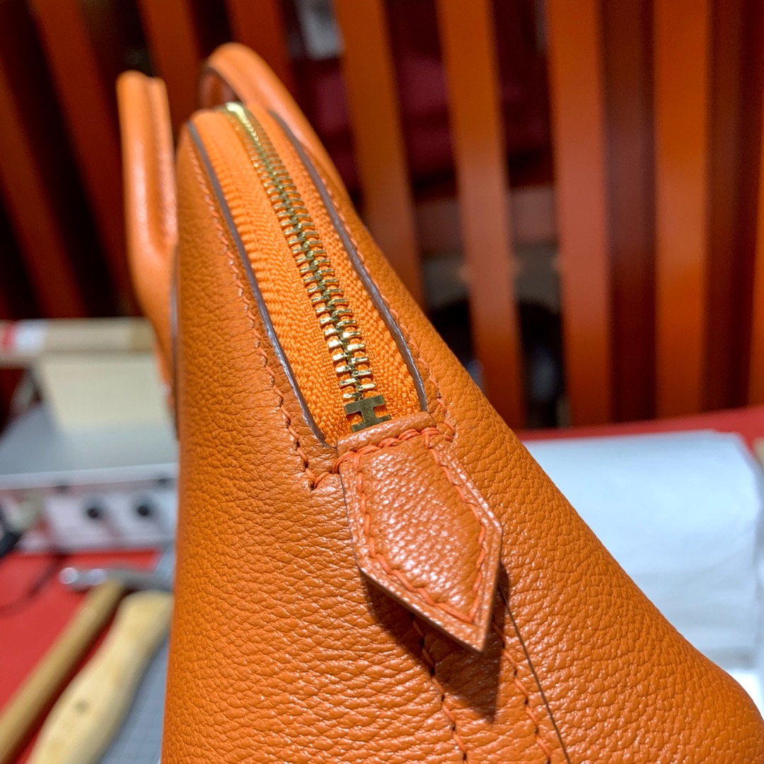 爱马仕新款女包 Hermes Mini Bolide18CM 橙色山羊皮迷你保龄球包 金扣