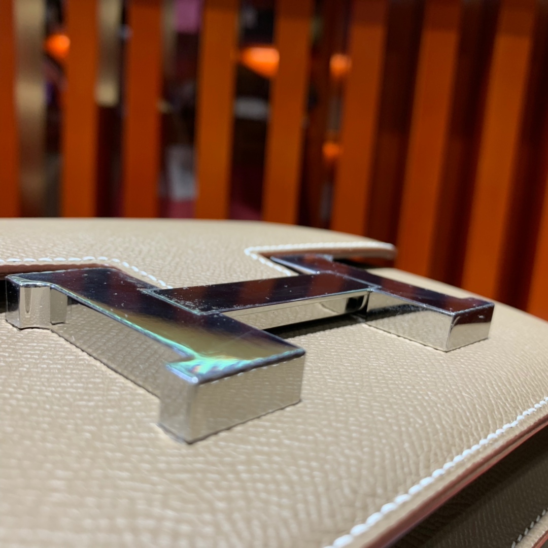 现货 Hermes Constance24CM 爱马仕原厂Epsom皮康斯坦包 大象灰 银扣