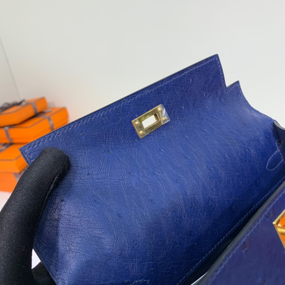 爱马仕女包价格 Hermes Minikelly22CM迷你凯莉包 宝石蓝鸵鸟皮 金扣
