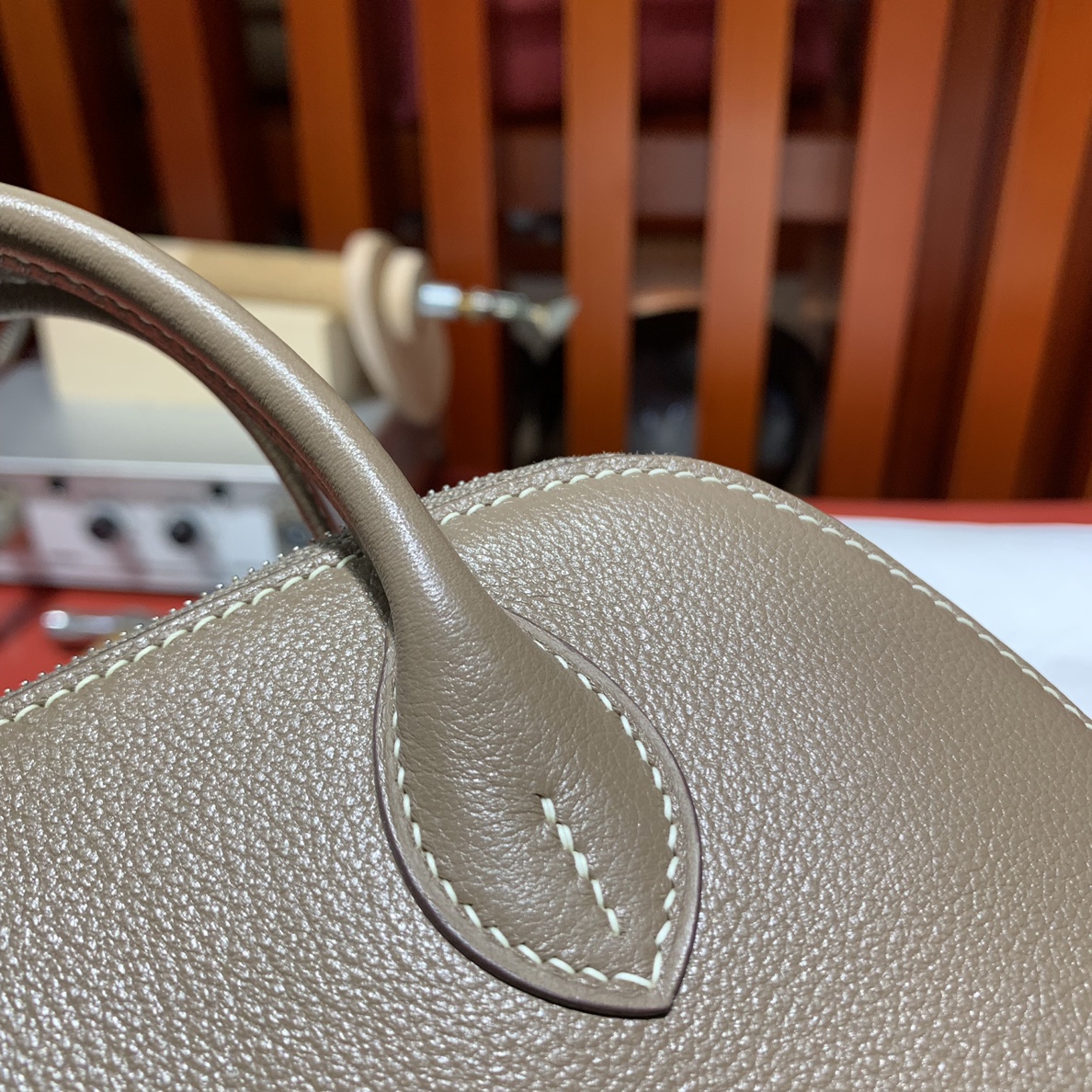 爱马仕迷你保龄球包 Hermes大象灰山羊皮Mini Bolide18CM 白线 银扣
