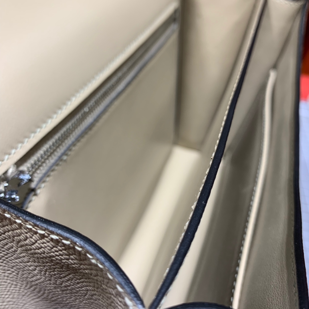 现货 爱马仕空姐包尺寸 Hermes Constance24CM 风衣灰掌纹牛皮 银扣