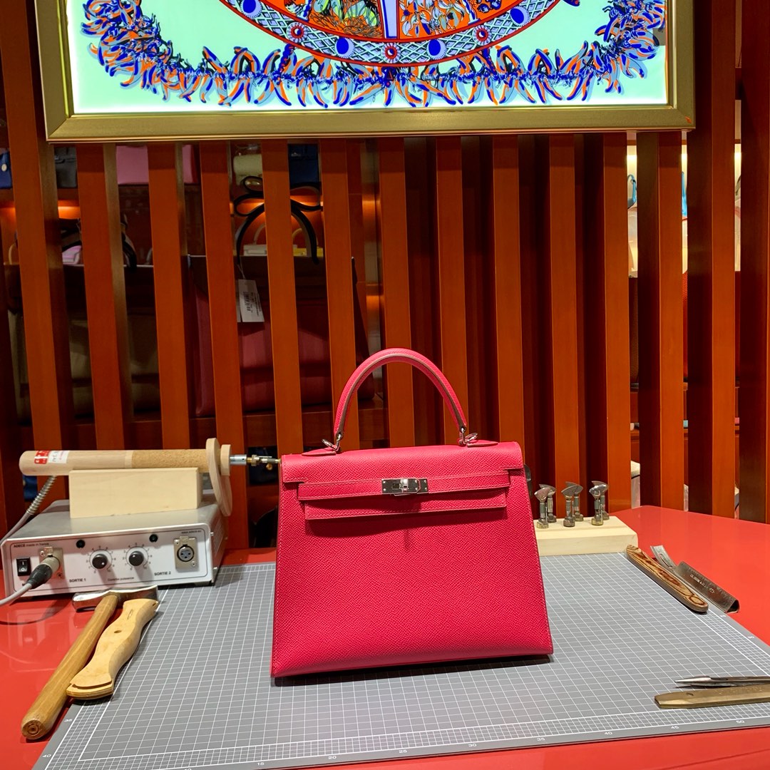 现货 爱马仕凯莉包价格 Hermes极度粉Epsom牛皮Kelly女包25CM 银扣