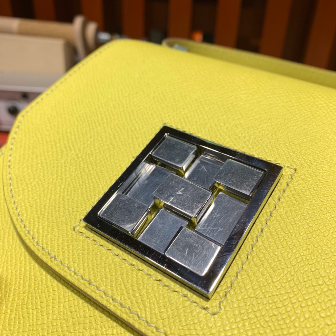 Hermes新款女包 爱马仕9O那不勒斯黄Epsom皮Mosaique17马赛克包 银扣