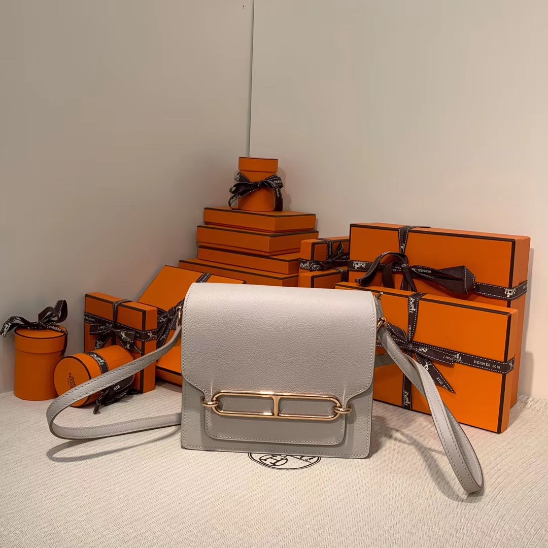 现货 Hermes Roulis19CM 爱马仕珍珠灰Evercolor皮猪鼻子包 玫瑰金扣