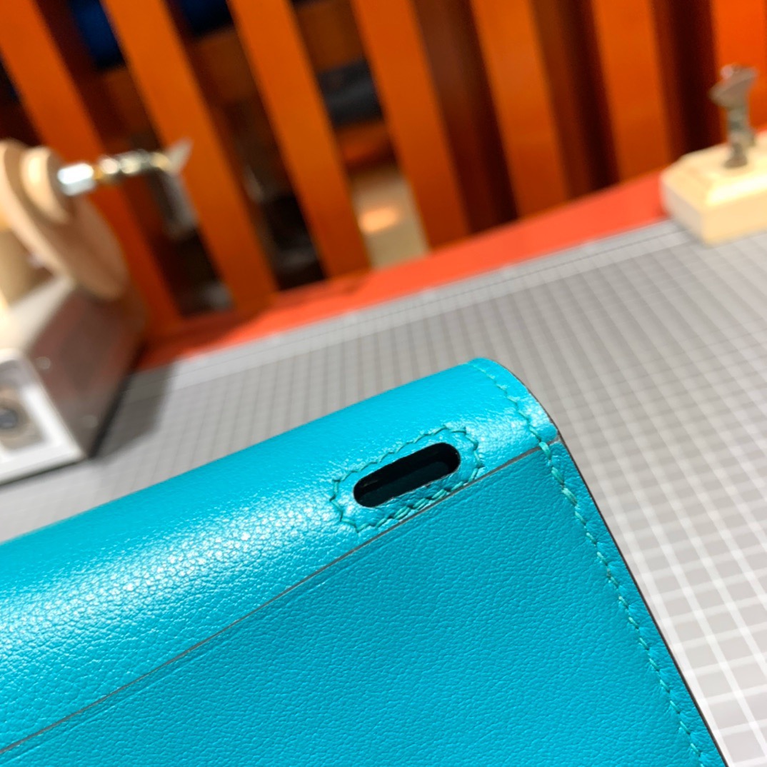 Hermes mini Halzan包包 爱马仕进口Swift牛皮蓝色新款手提女包 银扣